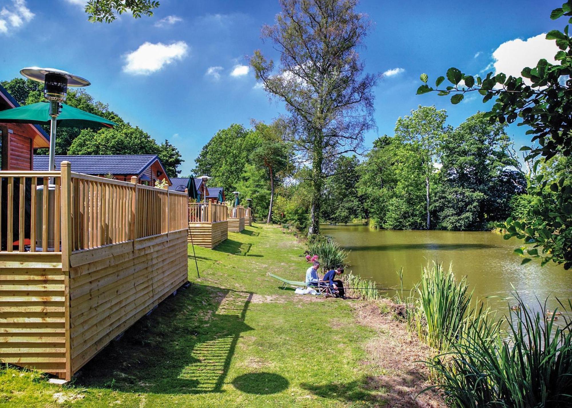 Upton Lakes Lodges Cullompton Eksteriør billede